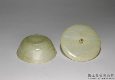 图片[2]-Jade round lidded bowl with decorative leaf band, Mughal Empire-China Archive